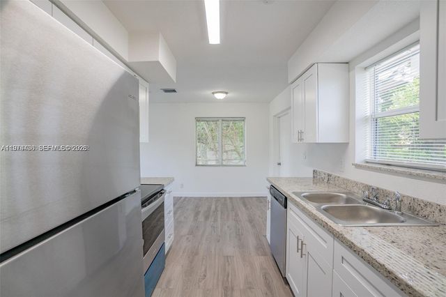 650 SW 29th Ave, Fort Lauderdale, FL 33312