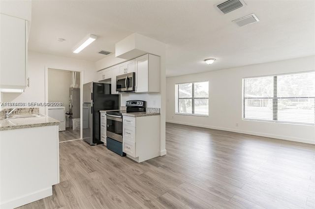 650 SW 29th Ave, Fort Lauderdale, FL 33312