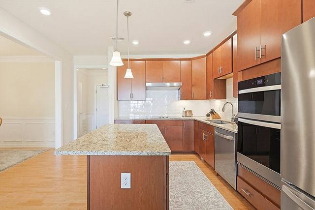 4311 Peters Farm Way 311, Westborough, MA 01581
