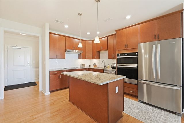 4311 Peters Farm Way 311, Westborough, MA 01581