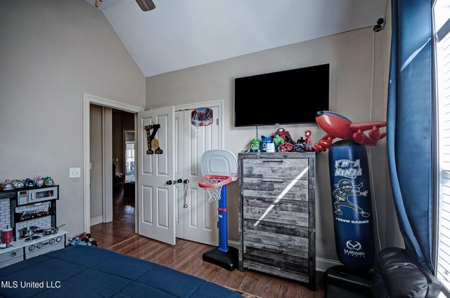 243 E Pinebrook Drive, Brandon, MS 39047