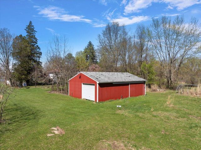 7038 Little Paw Paw Lake Road, Coloma, MI 49038