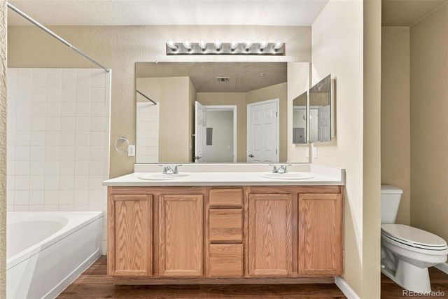 7440 S Blackhawk Street 15-306, Englewood, CO 80112