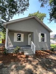 601 W Round Street, Landis, NC 28088
