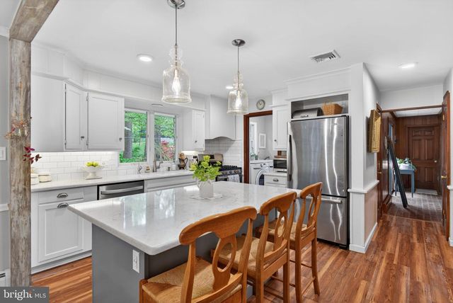 979 NISSLEY RD, Lancaster, PA 17601