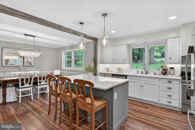 979 NISSLEY RD, Lancaster, PA 17601