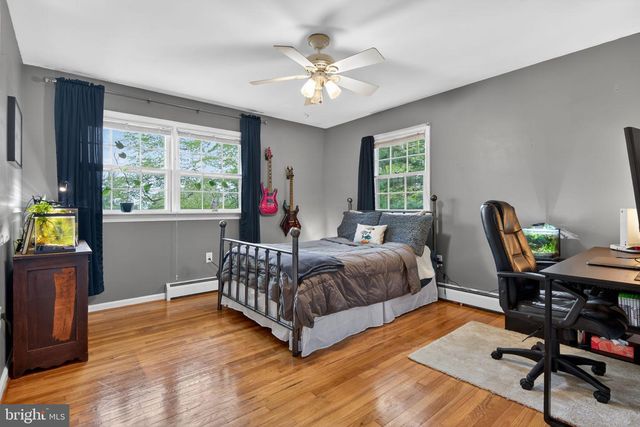 979 NISSLEY RD, Lancaster, PA 17601