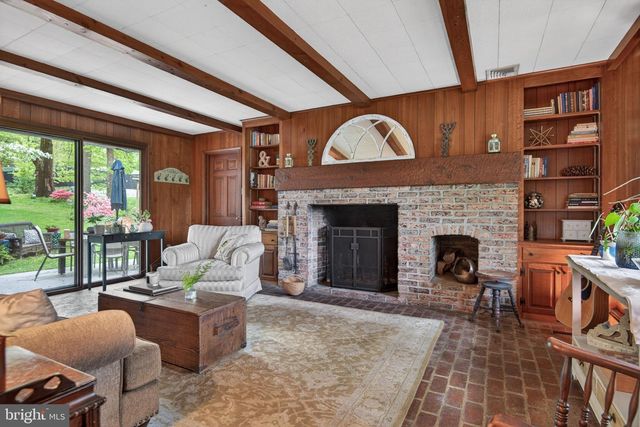 979 NISSLEY RD, Lancaster, PA 17601