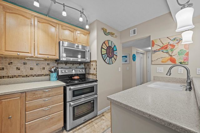 37 Alcira Ct, St Augustine, FL 32086