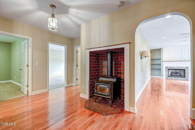 512 Dogwood Lane, Watauga, TN 37694