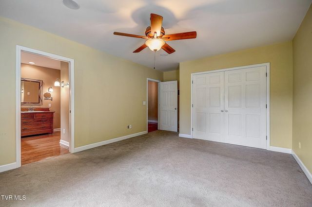 512 Dogwood Lane, Watauga, TN 37694