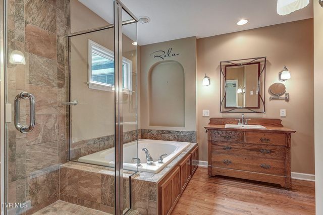 512 Dogwood Lane, Watauga, TN 37694