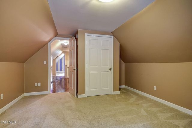 512 Dogwood Lane, Watauga, TN 37694