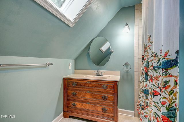 512 Dogwood Lane, Watauga, TN 37694