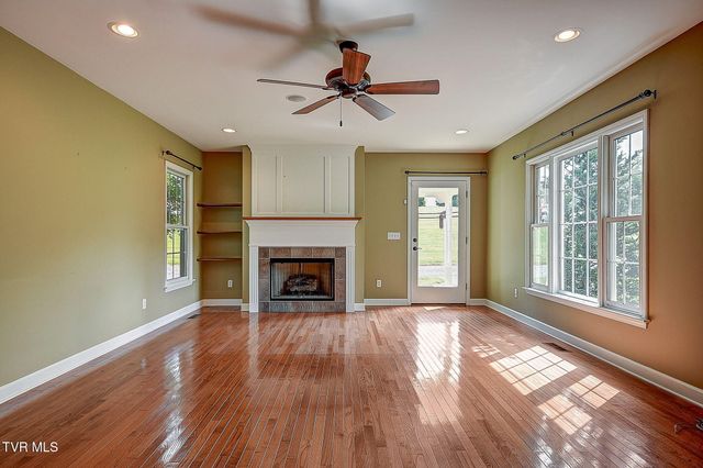 512 Dogwood Lane, Watauga, TN 37694
