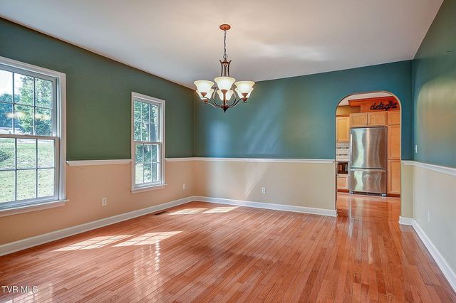 512 Dogwood Lane, Watauga, TN 37694