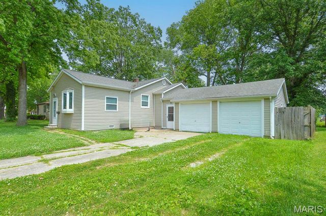 314 N 6th Street, Mascoutah, IL 62258