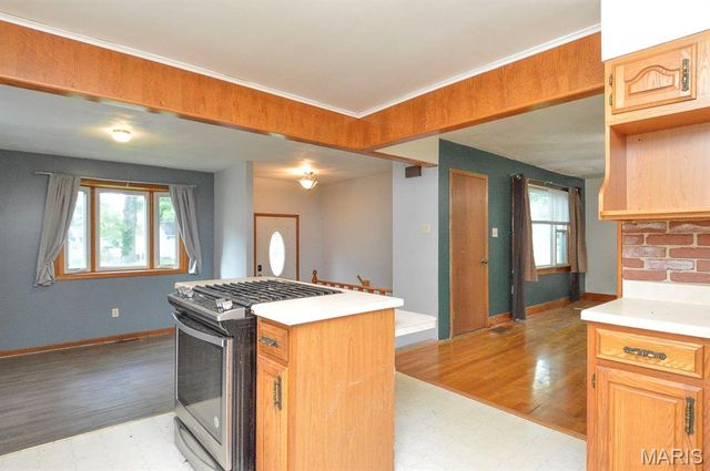 314 N 6th Street, Mascoutah, IL 62258