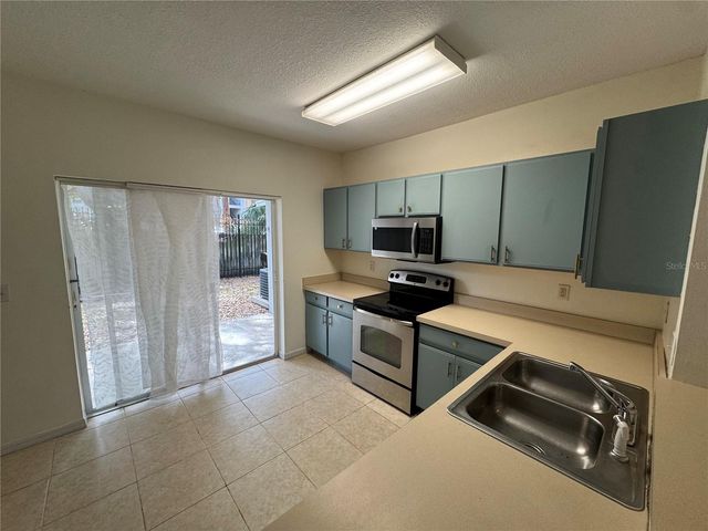 6309 OSPREY LAKE CIRCLE, Riverview, FL 33578