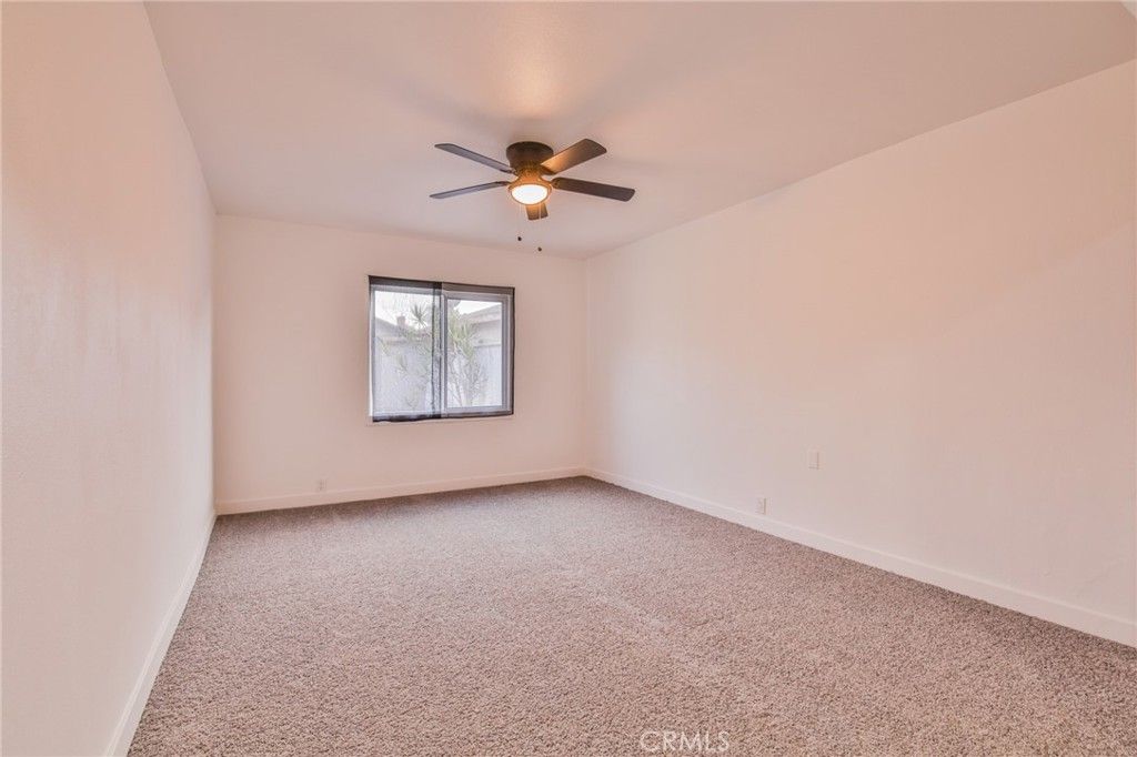 Image 16 of property listing at 326 -328 W 47th, Los Angeles, CA 90037