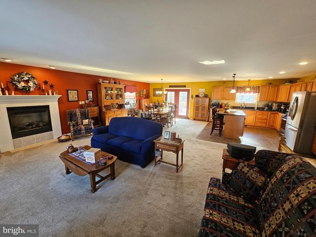 1813 MAIN ST, Mohrsville, PA 19541