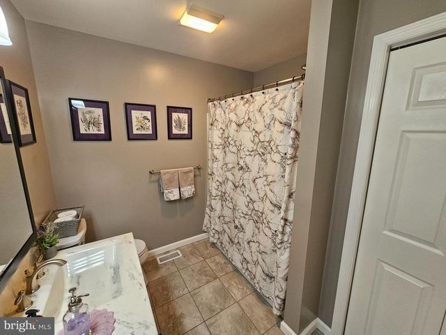 1813 MAIN ST, Mohrsville, PA 19541