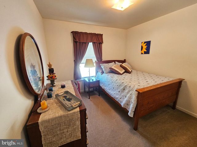 1813 MAIN ST, Mohrsville, PA 19541