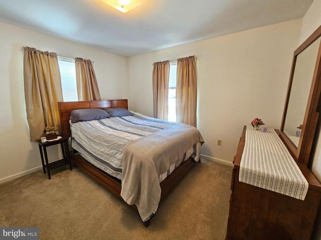 1813 MAIN ST, Mohrsville, PA 19541