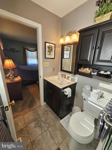 1813 MAIN ST, Mohrsville, PA 19541