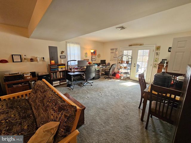 1813 MAIN ST, Mohrsville, PA 19541