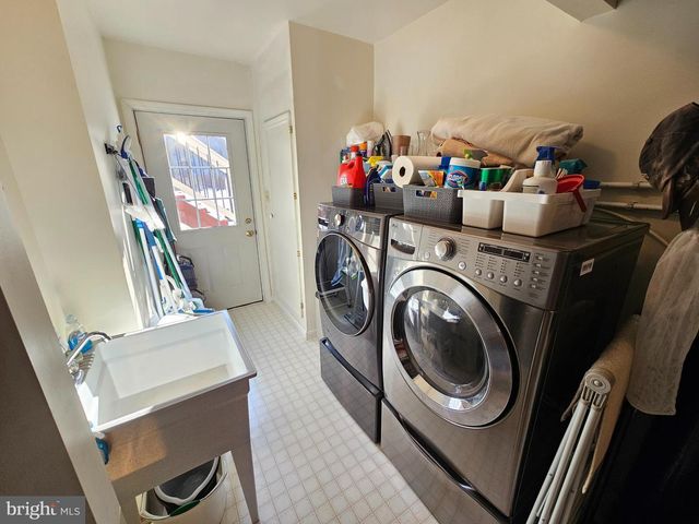 1813 MAIN ST, Mohrsville, PA 19541