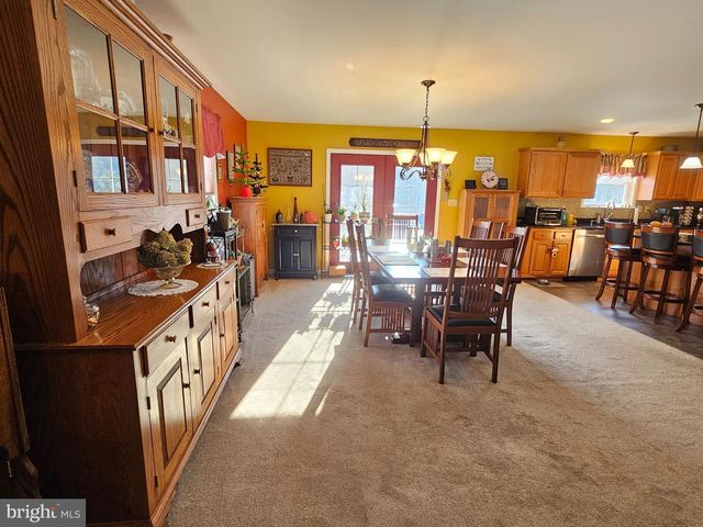 1813 MAIN ST, Mohrsville, PA 19541