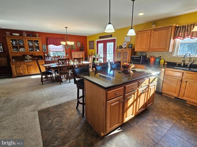 1813 MAIN ST, Mohrsville, PA 19541