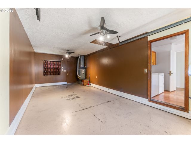 5136 N FESSENDEN St, Portland, OR 97203