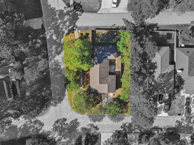11246 Glenforest Drive, Montgomery, TX 77356