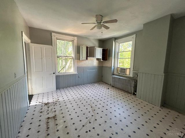 749 E Epworth Avenue, Cincinnati, OH 45232