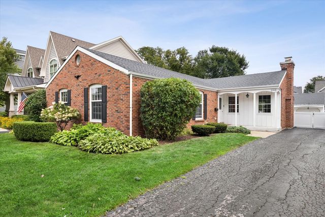 5309 Central Avenue, Western Springs, IL 60558