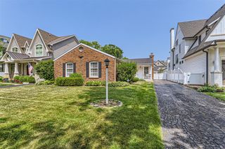 5309 Central Avenue, Western Springs, IL 60558