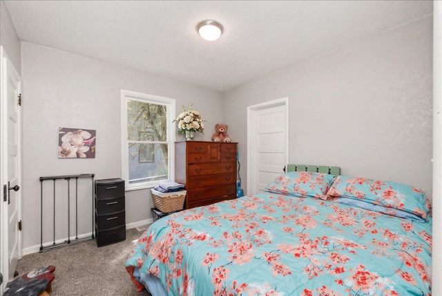 1807 W Chelan Ave, Spokane, WA 99205