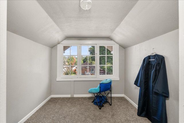 1807 W Chelan Ave, Spokane, WA 99205