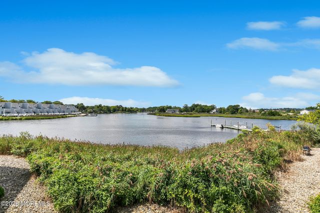 57 Bridgewaters Drive 8, Oceanport, NJ 07757