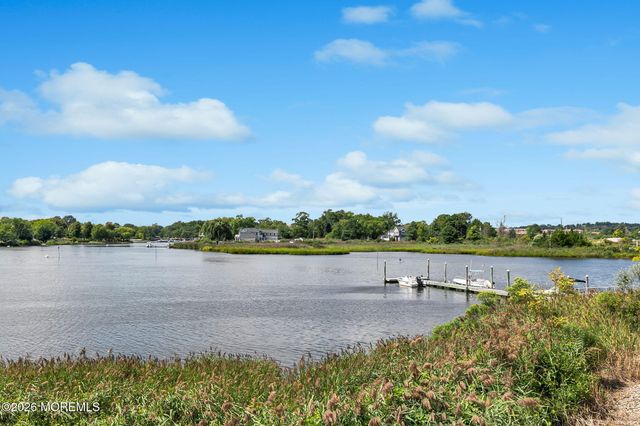 57 Bridgewaters Drive 8, Oceanport, NJ 07757