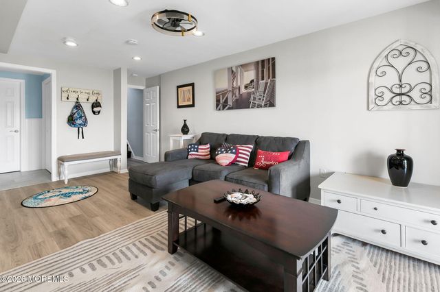 57 Bridgewaters Drive 8, Oceanport, NJ 07757