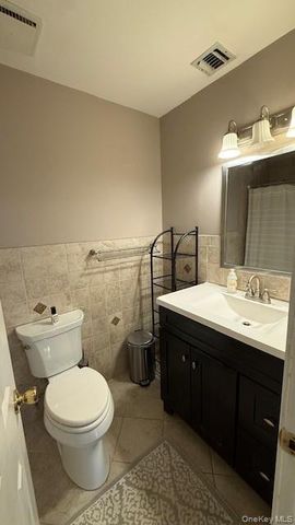 3 Flower Lane, Valley Cottage, NY 10989