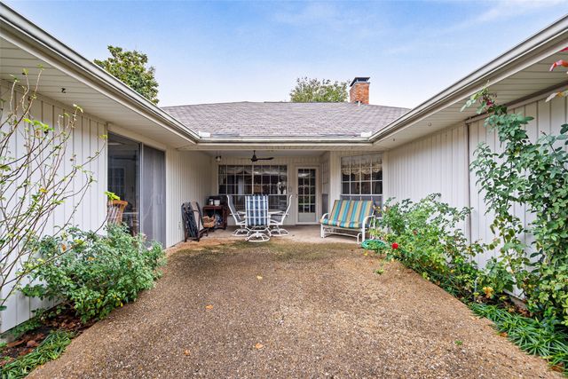 527 Tiffany Trail, Richardson, TX 75081