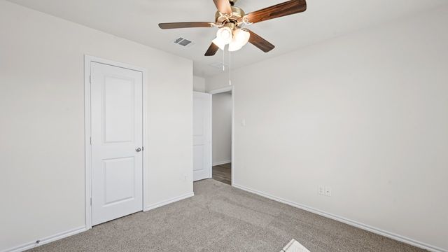 499 Sebastian Lane, Waxahachie, TX 75165