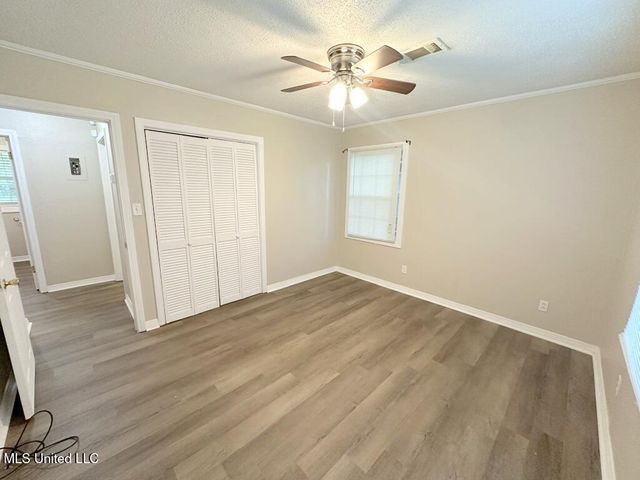 5448 Crepe Myrtle Drive, Jackson, MS 39206