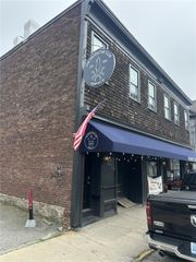 594 Thames Street, Newport, RI 02840