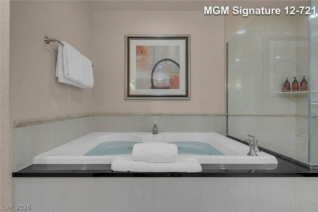 135 East Harmon Avenue 1221, Las Vegas, NV 89109
