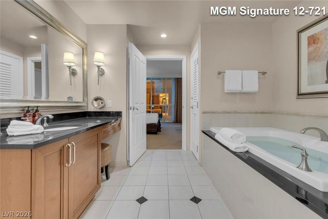 135 East Harmon Avenue 1221, Las Vegas, NV 89109
